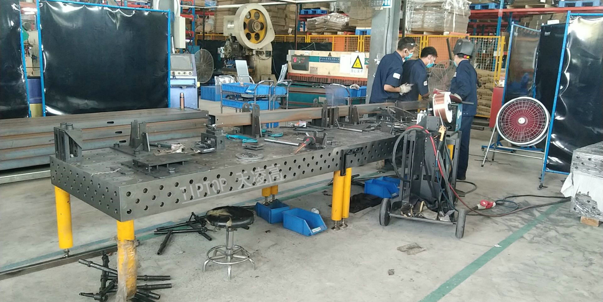 三維柔性工裝平臺